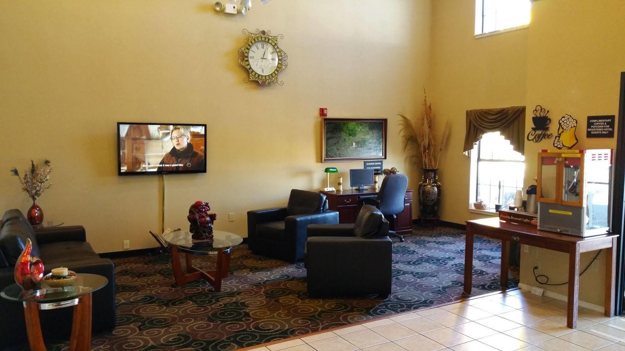 Super 8 By Wyndham Pine Bluff Hotel Exterior photo